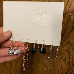 4 earrings sets
